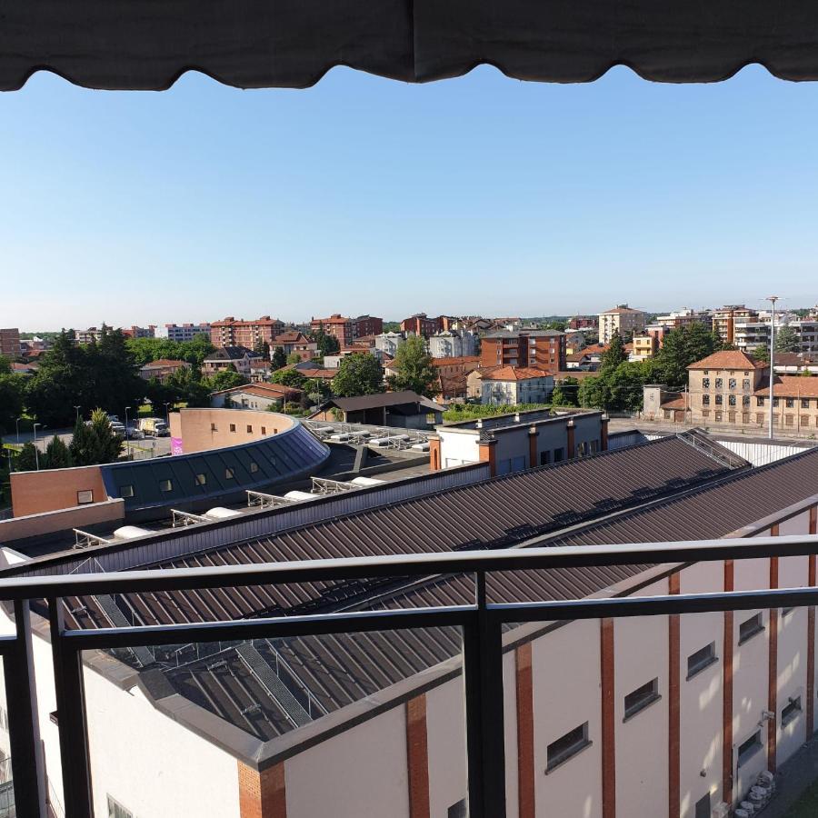 Airport Malpensa Gallarate Exteriör bild